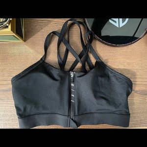 Nike Sports Bra Size Large - great fit and support!